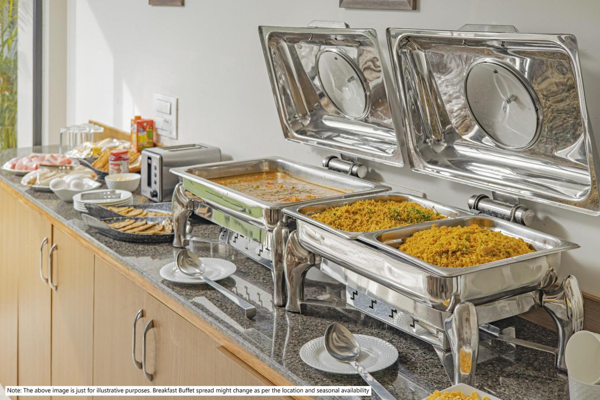 Itsy Hotels Krishna Residency, Govardhan Chauraha Mathura Dış mekan fotoğraf
